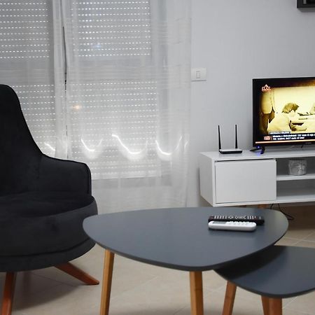 Click Apartments - Тирана Экстерьер фото