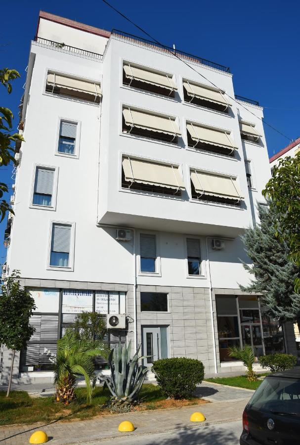 Click Apartments - Тирана Экстерьер фото